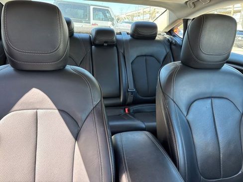 Used 2015 Chrysler 200 C w/ Navigation & Sound Group I image 62