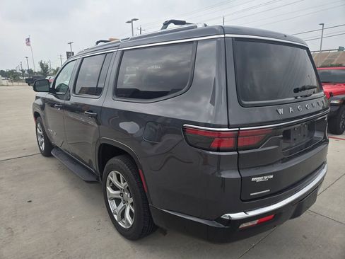 Used 2022 Jeep Wagoneer Series I w/ Premium Group I AWD/4WD image 5