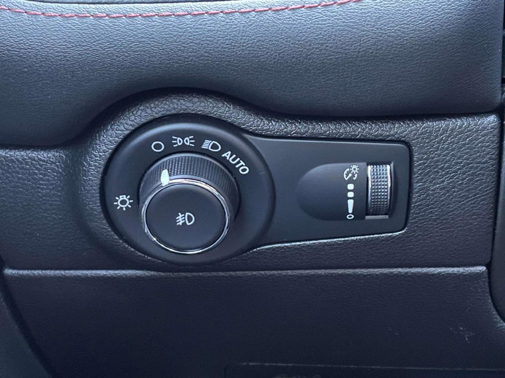 Certified 2023 Dodge Durango R/T AWD/4WD image 27