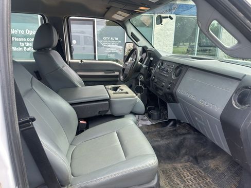 Used 2015 Ford F350 XL w/ Trailer Tow Package AWD/4WD image 10