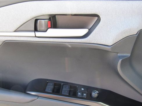 New 2025 Toyota Camry LE w/ Convenience Package image 33