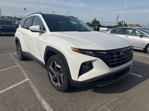 Used 2024 Hyundai Tucson Limited AWD/4WD image 2