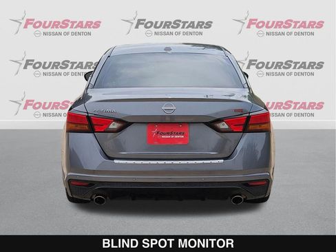 Used 2023 Nissan Altima 2.5 SR FWD image 5