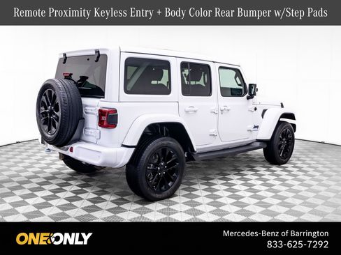 Used 2021 Jeep Wrangler Unlimited Sahara AWD/4WD image 5