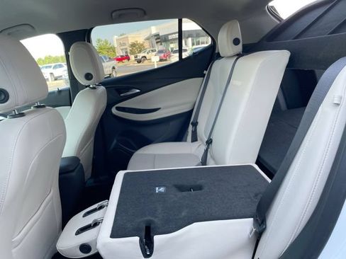 Certified 2024 Buick Encore GX Preferred w/ Advanced Technology Package FWD image 14