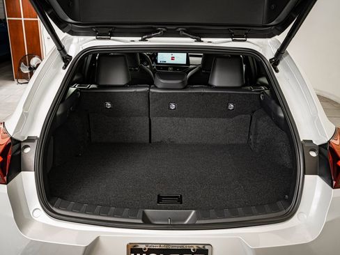 New 2025 Lexus UX 300h 300h Premium image 16