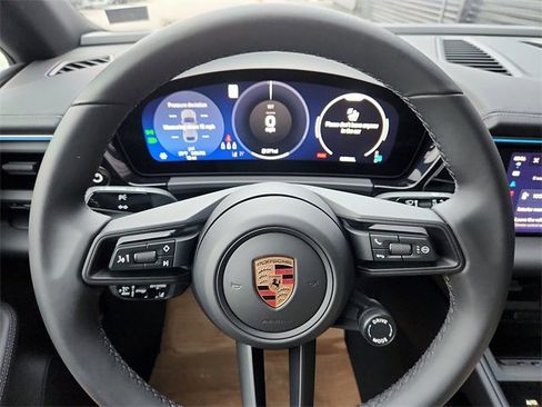 New 2025 Porsche Macan 4 Electric image 21