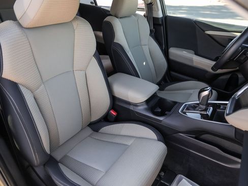 Used 2021 Subaru Outback Premium image 31