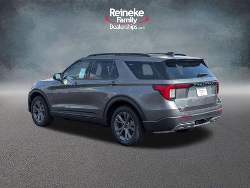 New 2026 Ford Explorer Active w/ Active Comfort Package AWD/4WD image 8