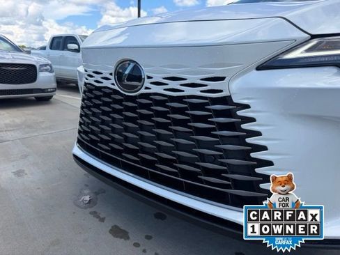 Used 2024 Lexus RX 350 Premium w/ Accessory Package (Z1) FWD image 2