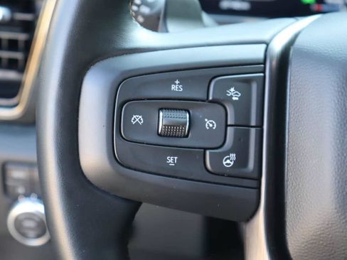 Used 2024 GMC Sierra 1500 AT4 w/ Technology Package AWD/4WD image 12