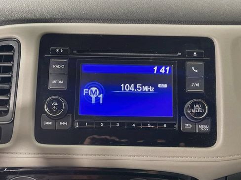 Used 2022 Honda HR-V LX image 15