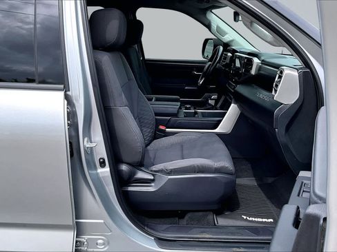 Used 2022 Toyota Tundra SR5 AWD/4WD image 14