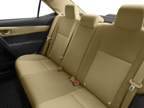 Used 2016 Toyota Corolla LE FWD image 9