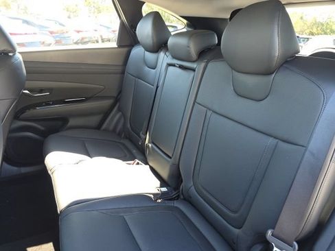 Certified 2026 Hyundai Tucson Limited FWD image 7