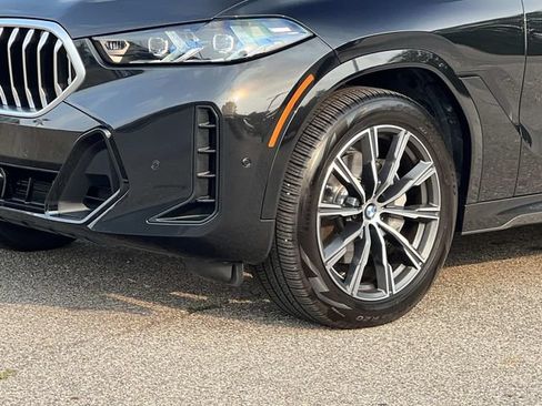 Used 2025 BMW X6 xDrive40i AWD/4WD image 13