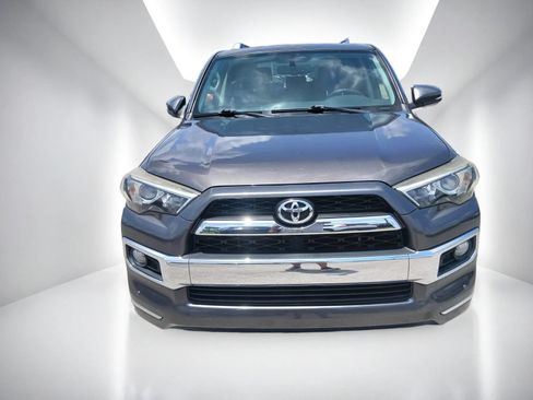 Used 2016 Toyota 4Runner Limited AWD/4WD image 3