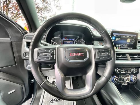 Used 2021 GMC Yukon SLT image 11