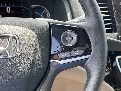 Used 2021 Honda Pilot Elite image 33