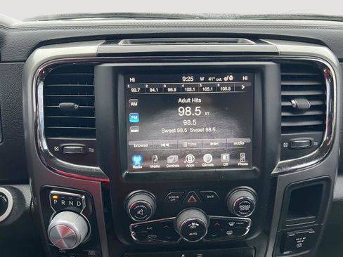 Used 2017 RAM 1500 Sport image 40