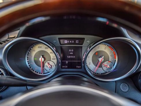 Used 2012 Mercedes-Benz SLK 250 image 24