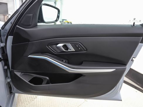Certified 2025 BMW 330i xDrive Sedan image 28