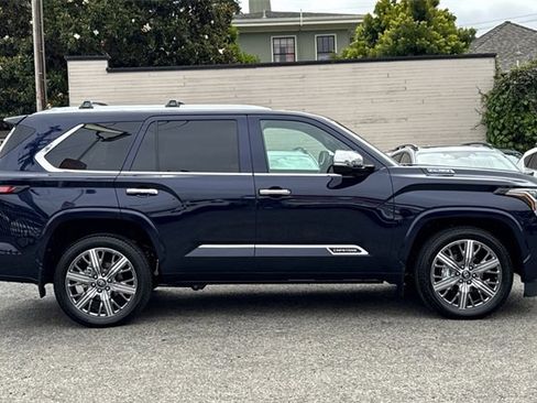 Used 2025 Toyota Sequoia Capstone image 4