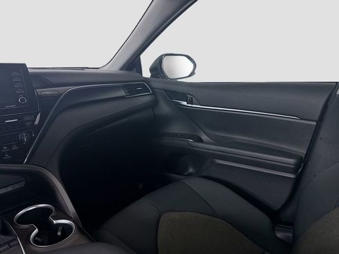 Certified 2024 Toyota Camry LE image 15