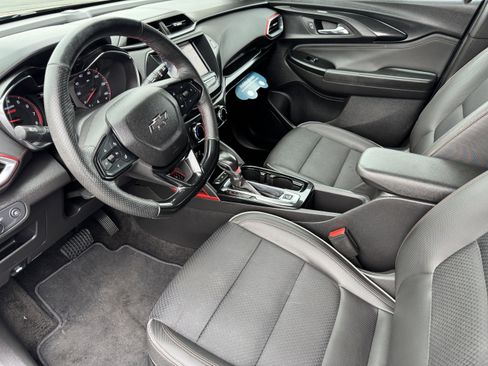 Used 2022 Chevrolet TrailBlazer RS image 9