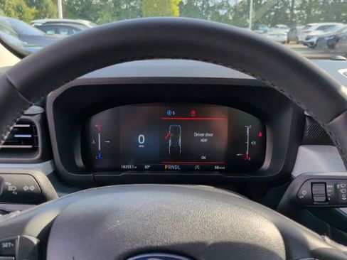 Used 2025 Ford Maverick XLT w/ XLT Luxury Package AWD/4WD image 16