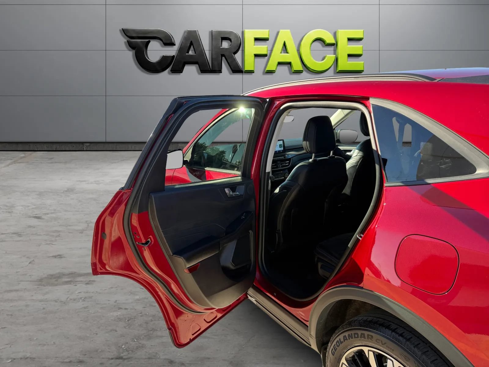 Used 2021 Ford Escape SEL w/ SEL Stealth AWD Package image 18