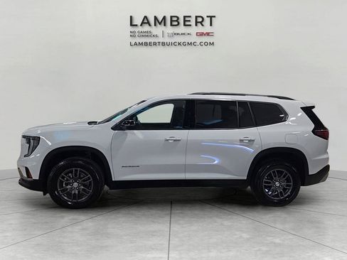 Used 2025 GMC Acadia Elevation image 2