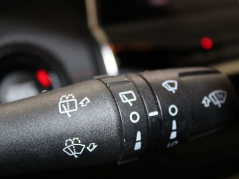 Used 2025 Jeep Compass Trailhawk image 44