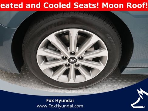 Used 2016 Hyundai Sonata Limited w/ Option Group 05 image 25