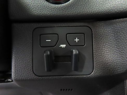 Used 2025 Toyota Sequoia SR5 image 58