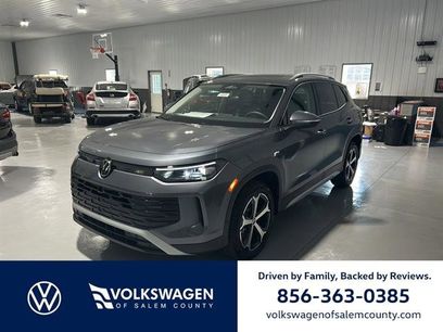 New 2025 Volkswagen Tiguan SE