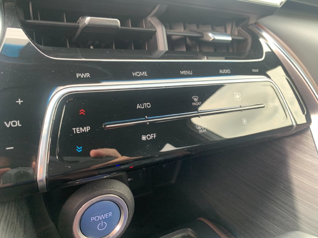 Used 2021 Toyota Venza XLE w/ Softex Package AWD/4WD image 24