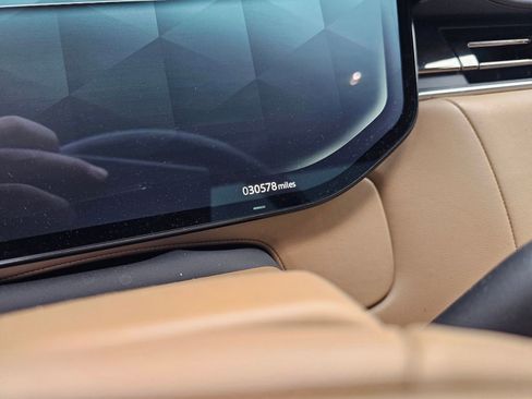 Used 2023 Land Rover Range Rover Long Wheelbase SE image 15