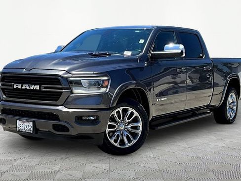 Used 2019 RAM 1500 Laramie w/ Sport Appearance Package AWD/4WD image 3