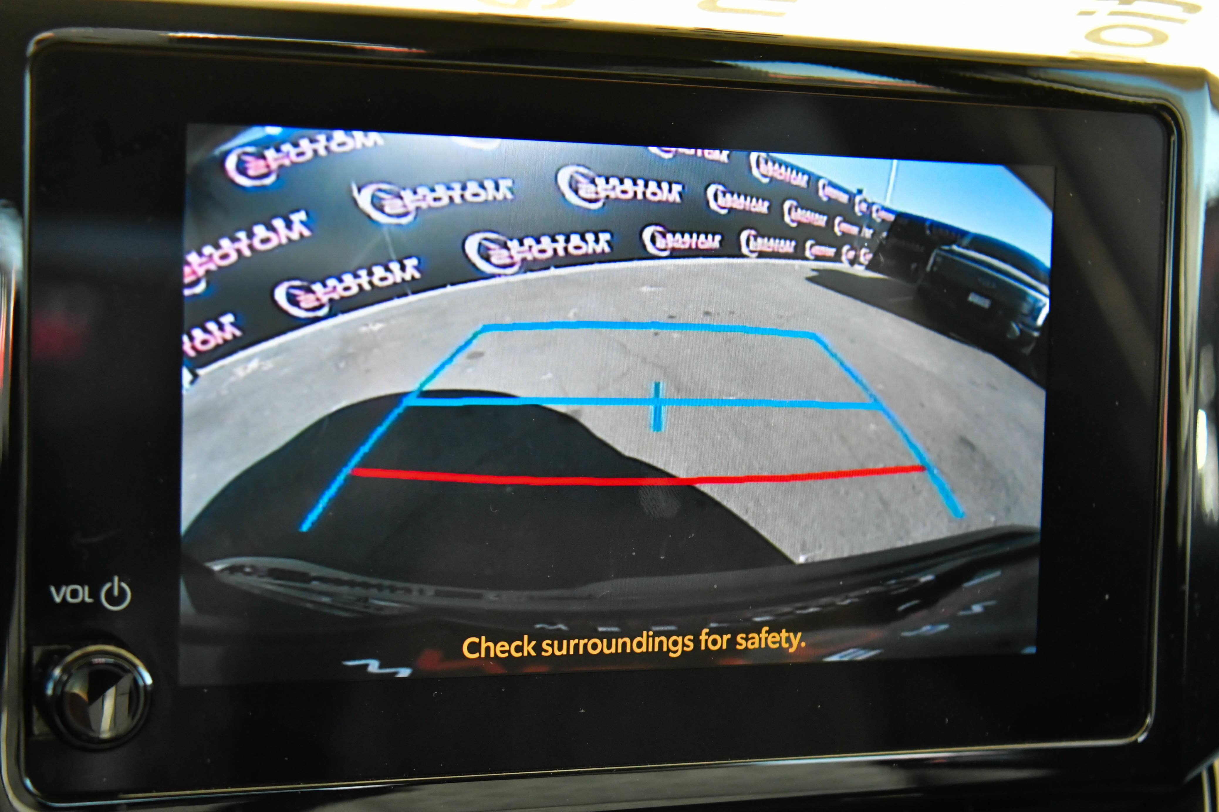 Used 2025 Toyota Corolla LE FWD image 17