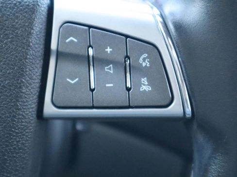 Used 2011 Cadillac SRX Luxury image 26