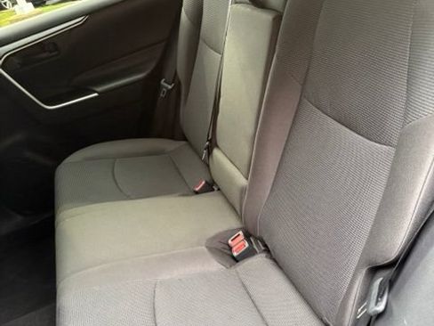 Used 2020 Toyota RAV4 LE w/ All Weather Liner Package AWD/4WD image 22