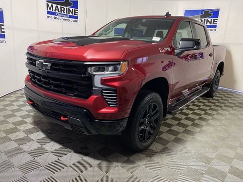 Used 2025 Chevrolet Silverado 1500 LT Trail Boss w/ Protection Package AWD/4WD image 11