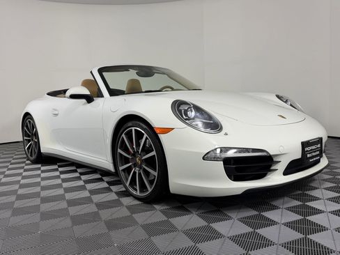 Used 2014 Porsche 911 Carrera 4S image 7