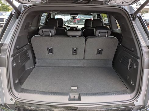 New 2026 GMC Acadia Denali w/ Super Cruise Package FWD image 13