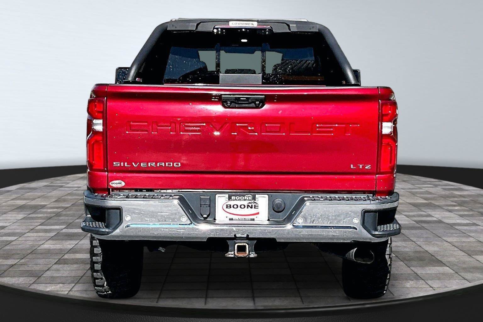 Used 2020 Chevrolet Silverado 2500 LTZ w/ LTZ Premium Package AWD/4WD image 4