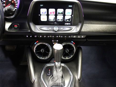 Used 2016 Chevrolet Camaro SS image 15