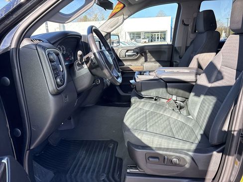 Certified 2022 Chevrolet Silverado 1500 RST w/ Z71 Off-Road Package image 21