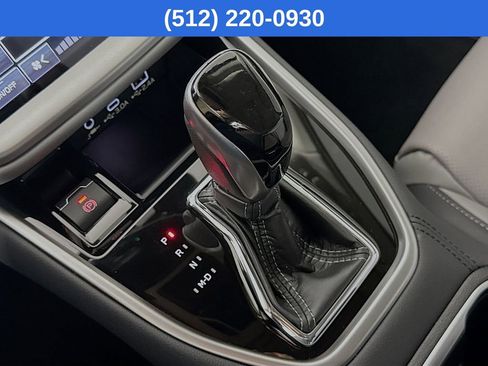 Used 2025 Subaru Outback Limited image 21