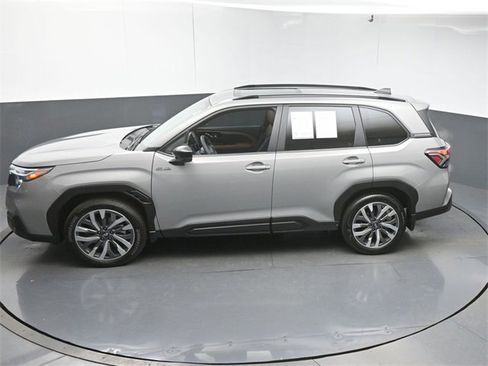 Used 2025 Subaru Forester Touring w/ Touring Package image 46